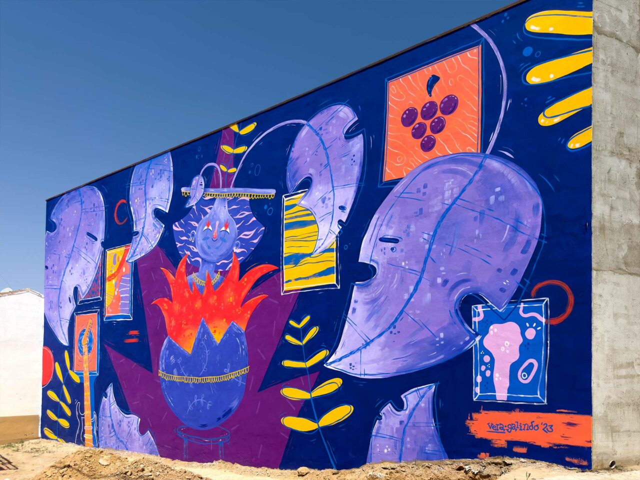 Astarté, Festival de Arte Urbano de Iniesta, Cuenca. "Romper con todo" de la ilustradora y muralista Vera Galindo