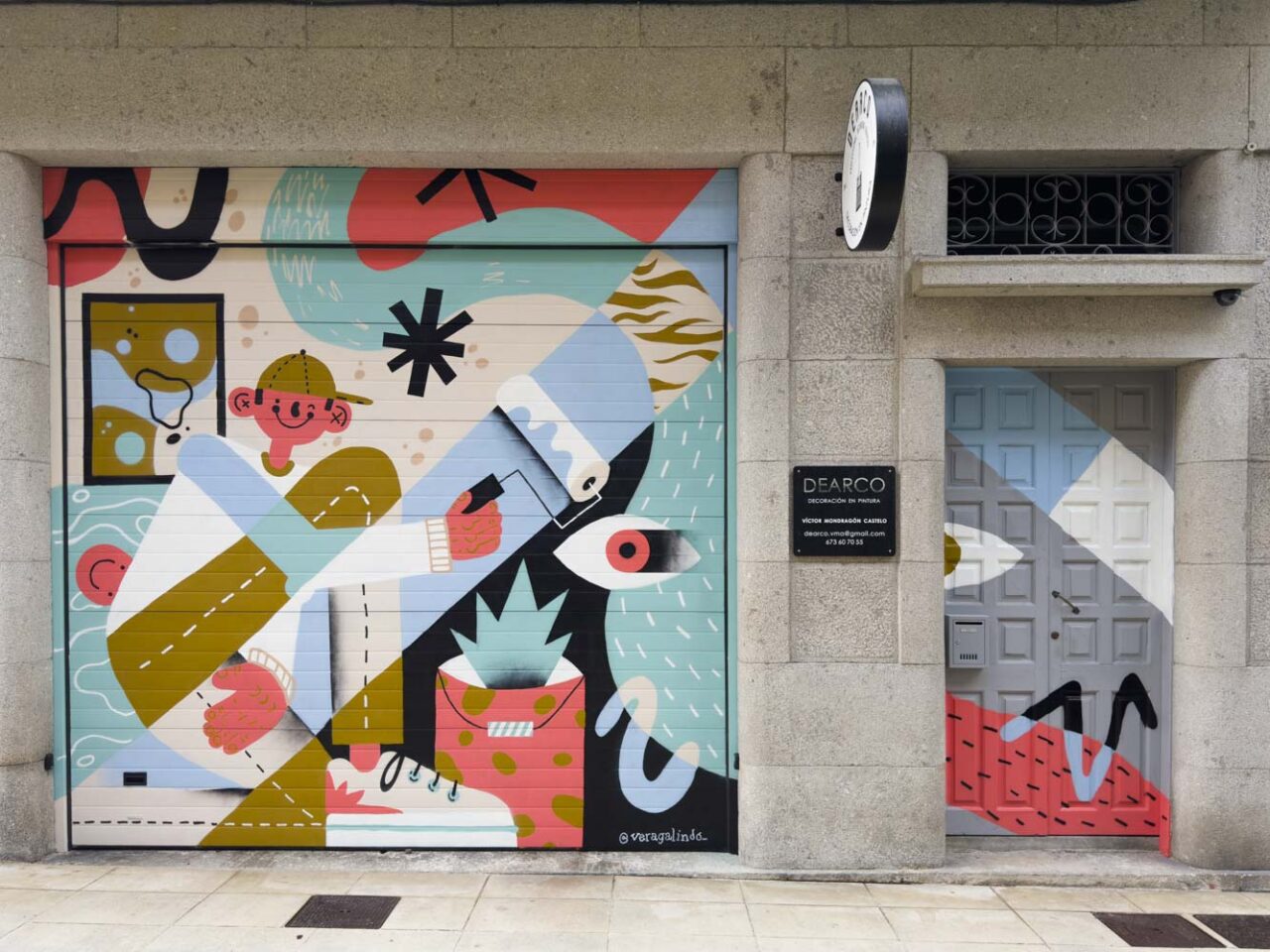Mural Villagarcia de Arosa - Galicia - Vera Galindo - Muralista - DEARCO Pinturas - Street Art