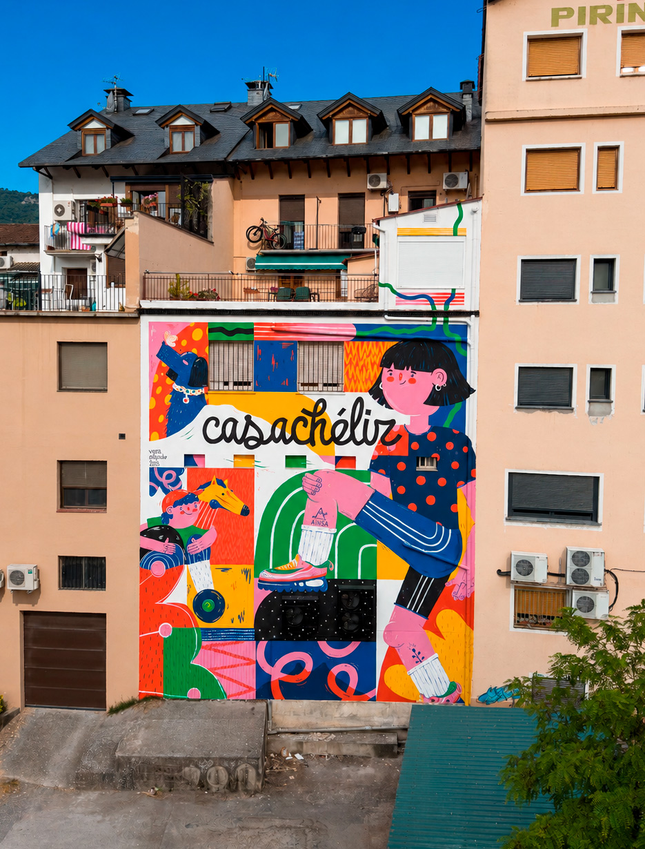 Mural en la tienda Casa Chéliz, Ainsa, Sobrarbe, Huesca. Vera Galindo.